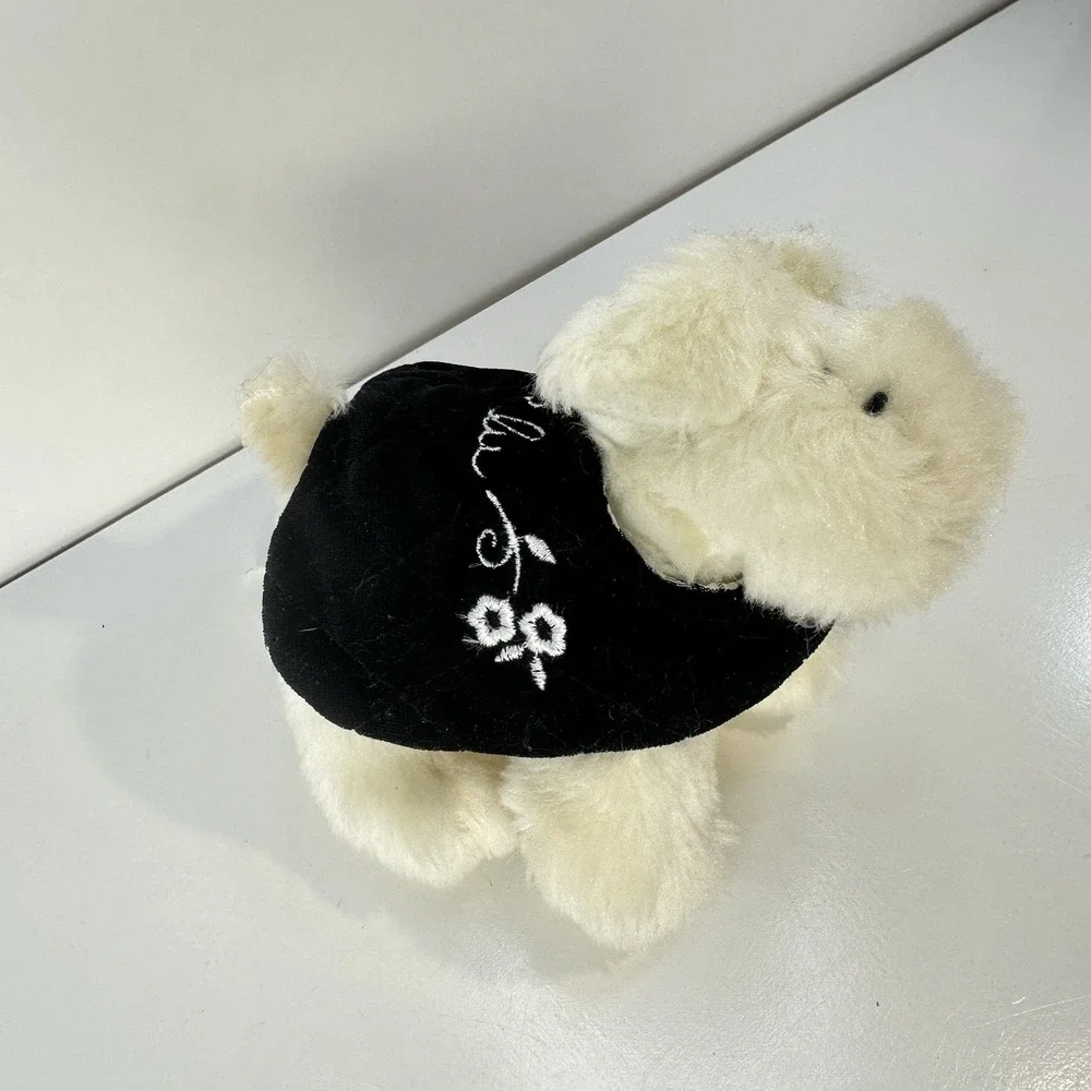 Vintage LuLu Macfluff Muffy Vanderbear Dog 1993  Black Cape Embroidered Name